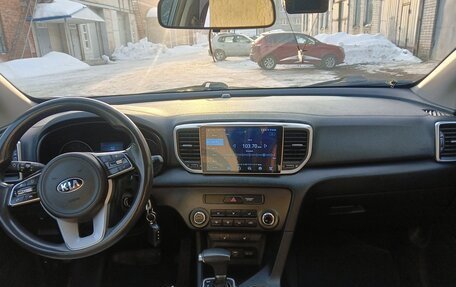 KIA Sportage IV рестайлинг, 2019 год, 1 950 000 рублей, 6 фотография