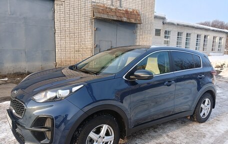 KIA Sportage IV рестайлинг, 2019 год, 1 950 000 рублей, 3 фотография