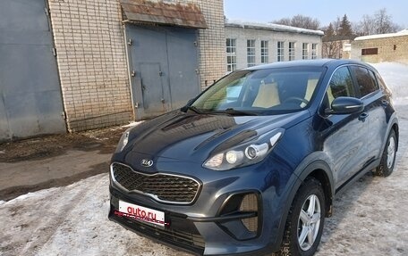 KIA Sportage IV рестайлинг, 2019 год, 1 950 000 рублей, 2 фотография