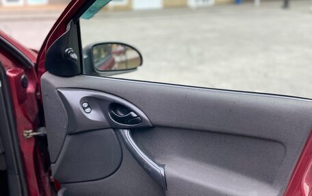 Ford Focus IV, 2004 год, 300 000 рублей, 25 фотография