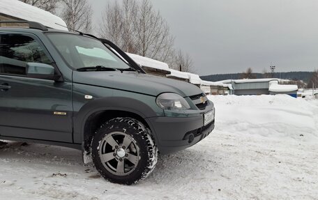 Chevrolet Niva I рестайлинг, 2017 год, 840 000 рублей, 8 фотография