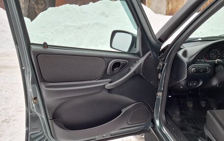 Chevrolet Niva I рестайлинг, 2017 год, 840 000 рублей, 11 фотография