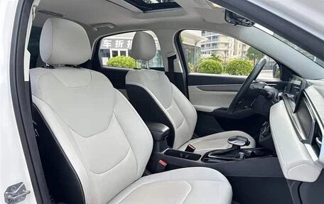 Ford Escort, 2022 год, 990 007 рублей, 13 фотография