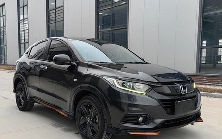 Honda Vezel, 2022 год, 1 534 000 рублей, 3 фотография