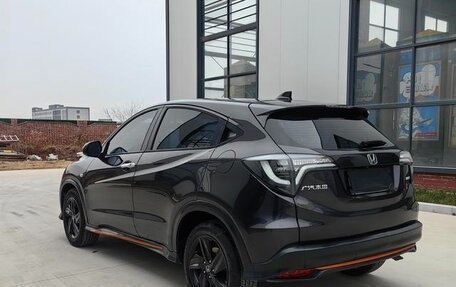Honda Vezel, 2022 год, 1 534 000 рублей, 6 фотография