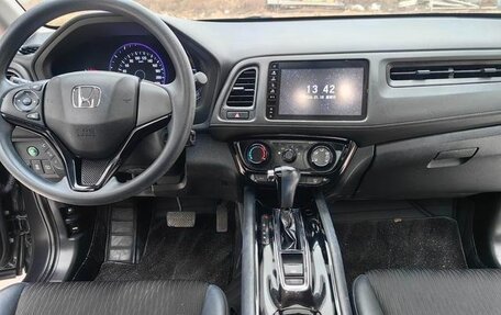 Honda Vezel, 2022 год, 1 534 000 рублей, 9 фотография