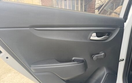 KIA Rio IV, 2021 год, 1 474 000 рублей, 25 фотография