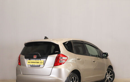 Honda Fit III, 2010 год, 789 000 рублей, 7 фотография