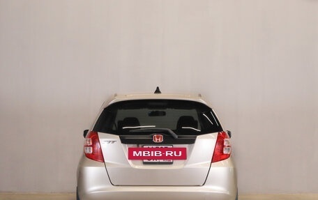 Honda Fit III, 2010 год, 789 000 рублей, 6 фотография