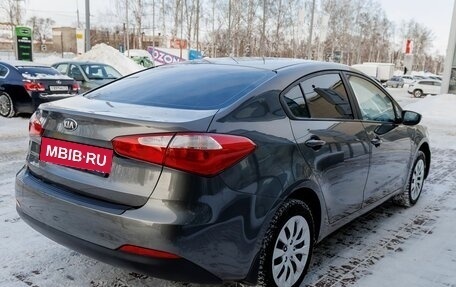 KIA Cerato III, 2013 год, 800 000 рублей, 5 фотография