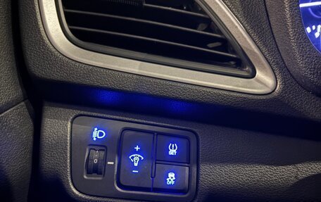 Hyundai Solaris II рестайлинг, 2018 год, 1 490 000 рублей, 13 фотография