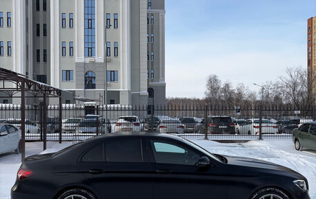 Mercedes-Benz E-Класс, 2022 год, 5 500 000 рублей, 6 фотография