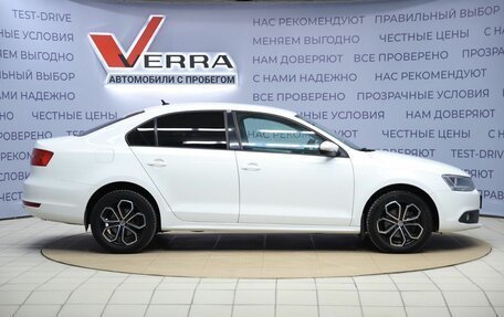 Volkswagen Jetta VI, 2012 год, 899 000 рублей, 4 фотография