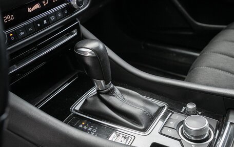 Mazda 6, 2019 год, 2 520 000 рублей, 13 фотография