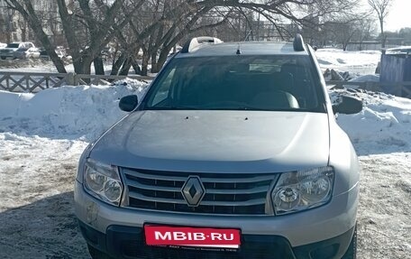 Renault Duster I рестайлинг, 2014 год, 730 000 рублей, 2 фотография