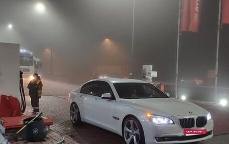 BMW 7 серия, 2011 год, 1 490 000 рублей, 17 фотография