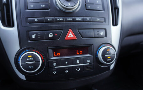 KIA cee'd I рестайлинг, 2010 год, 735 000 рублей, 15 фотография