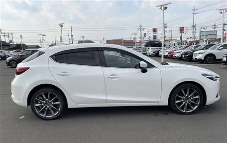 Mazda Axela, 2018 год, 1 170 000 рублей, 8 фотография