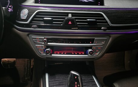 BMW 7 серия, 2019 год, 4 120 000 рублей, 18 фотография