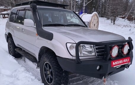 Toyota Land Cruiser 100 рестайлинг 2, 2003 год, 2 600 000 рублей, 2 фотография