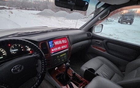 Toyota Land Cruiser 100 рестайлинг 2, 2003 год, 2 600 000 рублей, 9 фотография