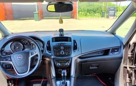 Opel Zafira C рестайлинг, 2013 год, 1 250 000 рублей, 11 фотография