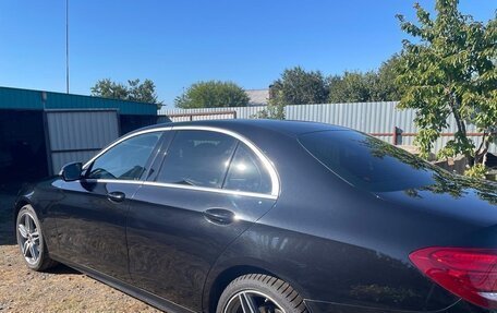 Mercedes-Benz E-Класс, 2018 год, 2 850 000 рублей, 5 фотография