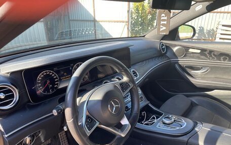 Mercedes-Benz E-Класс, 2018 год, 2 850 000 рублей, 8 фотография