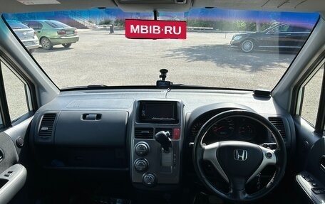 Honda Mobilio I, 2003 год, 757 000 рублей, 12 фотография