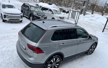 Volkswagen Tiguan II, 2019 год, 2 199 900 рублей, 4 фотография