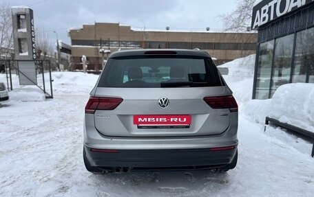 Volkswagen Tiguan II, 2019 год, 2 199 900 рублей, 5 фотография