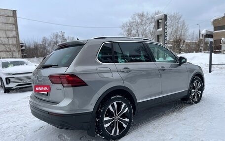 Volkswagen Tiguan II, 2019 год, 2 199 900 рублей, 3 фотография