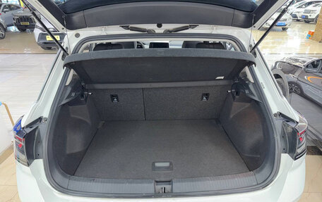 Volkswagen T-Roc I, 2023 год, 1 830 000 рублей, 10 фотография