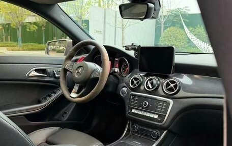 Mercedes-Benz CLA, 2019 год, 2 100 008 рублей, 9 фотография