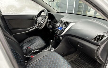 Hyundai Solaris II рестайлинг, 2012 год, 700 000 рублей, 10 фотография