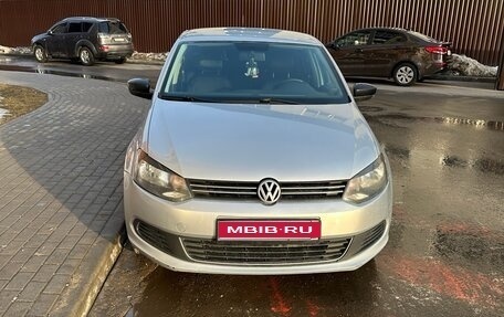 Volkswagen Polo VI (EU Market), 2013 год, 700 000 рублей, 1 фотография