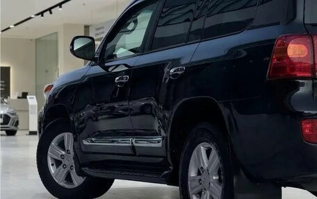 Toyota Land Cruiser 200, 2014 год, 3 459 000 рублей, 9 фотография