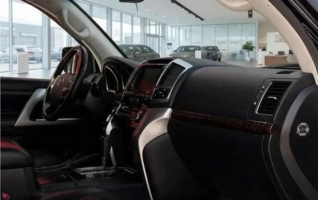 Toyota Land Cruiser 200, 2014 год, 3 459 000 рублей, 13 фотография