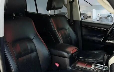 Toyota Land Cruiser 200, 2014 год, 3 459 000 рублей, 14 фотография