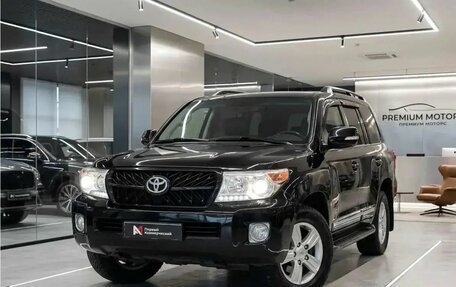 Toyota Land Cruiser 200, 2014 год, 3 459 000 рублей, 17 фотография