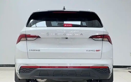 Skoda Kamiq I, 2022 год, 1 630 000 рублей, 5 фотография