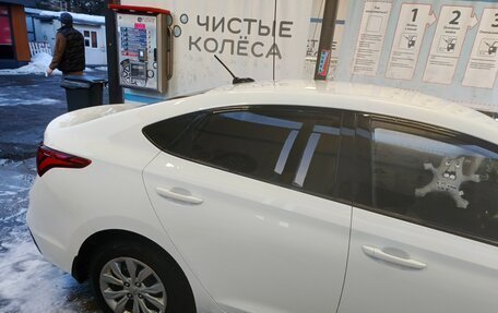 Hyundai Solaris II рестайлинг, 2018 год, 1 150 000 рублей, 4 фотография