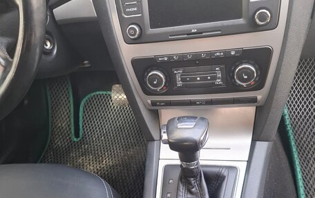 Skoda Octavia, 2011 год, 900 000 рублей, 10 фотография