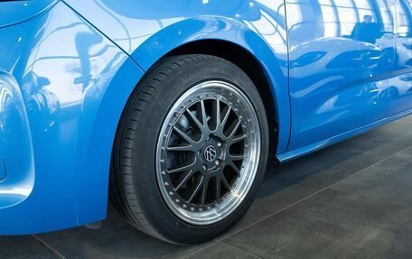 Volkswagen Multivan, 2023 год, 4 700 000 рублей, 9 фотография