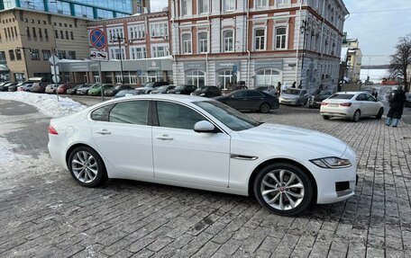 Jaguar XF II, 2017 год, 1 790 000 рублей, 2 фотография