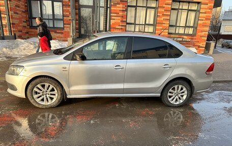 Volkswagen Polo VI (EU Market), 2013 год, 700 000 рублей, 3 фотография
