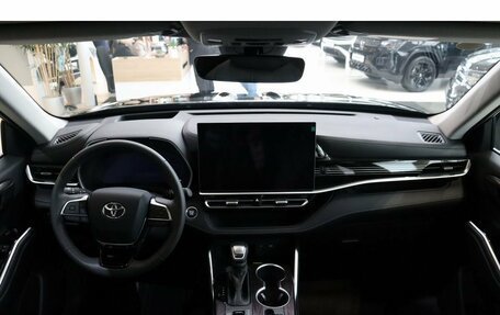 Toyota Highlander, 2025 год, 6 180 000 рублей, 12 фотография