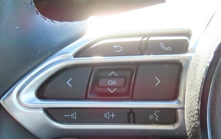 Toyota Yaris, 2021 год, 1 097 000 рублей, 9 фотография