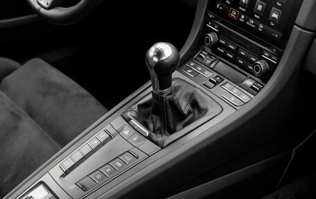 Porsche 911, 2017 год, 11 000 000 рублей, 25 фотография