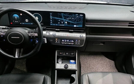 Hyundai Kona, 2024 год, 1 760 000 рублей, 9 фотография